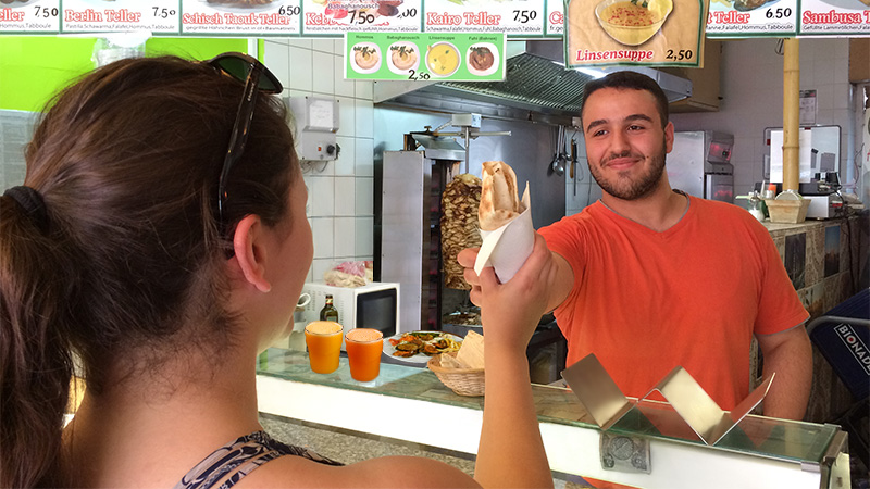 Falafel Schawarma im Brot